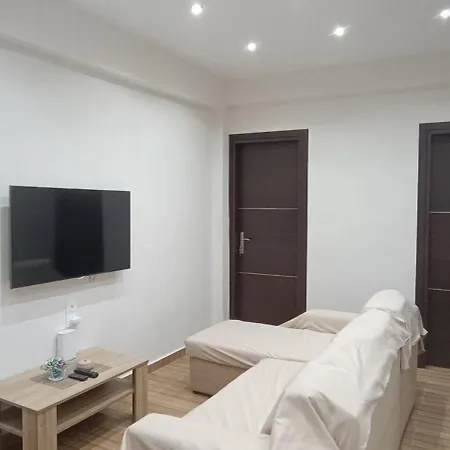 στο σταθμό του μετρο νέου κόσμου Apartment Athens